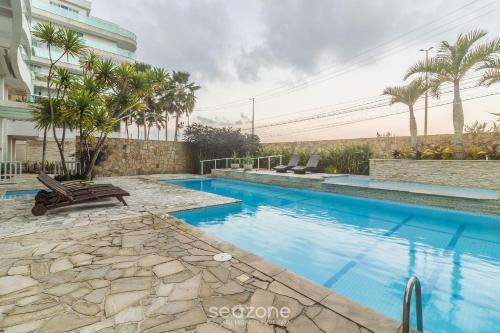 1 Bedroom Apartment in Oceanfront Condo MNDA0217