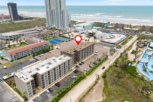 1 Bedroom Studio Near Beach w Pool & Amenities