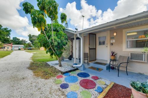 1 Mi to Nokomis Beach Quiet Getaway with Fire Pit