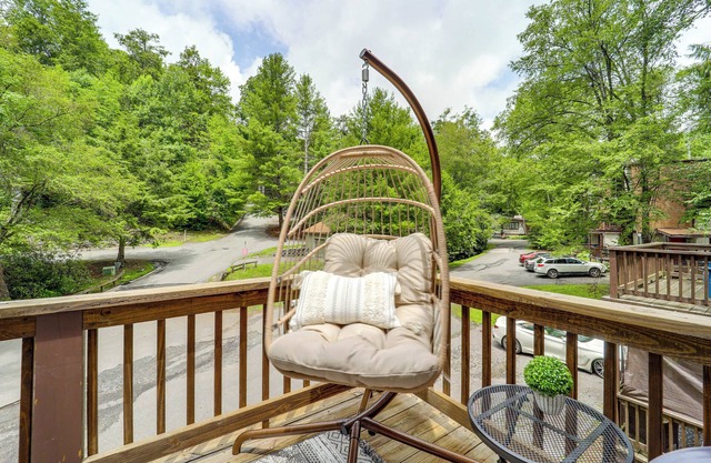 1 Mi to Sugar Mtn: Updated Banner Elk Escape!