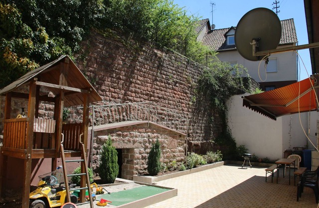 100 m2 Whng. at unbeatable price! In the middle of beautiful Schönau! Up to 10 pers