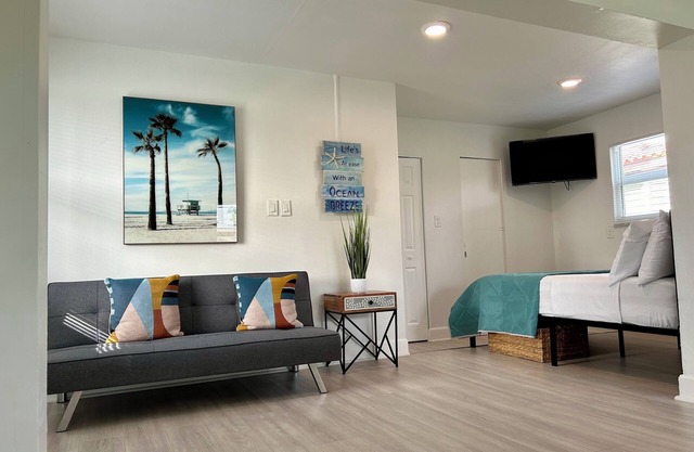 101 Charming studio in brilliant Melbourne with AC