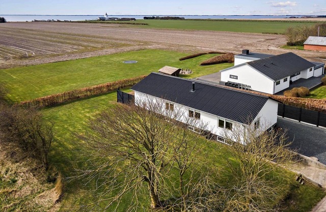 1011 Ringkøbing - N J Fjordsvej 1