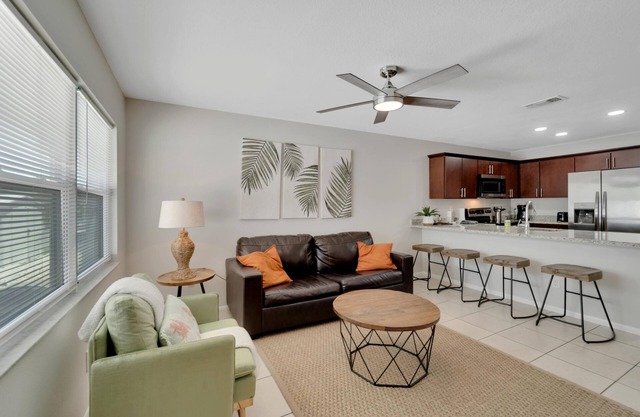 1053 Apollo Beach Blvd, Unit 5