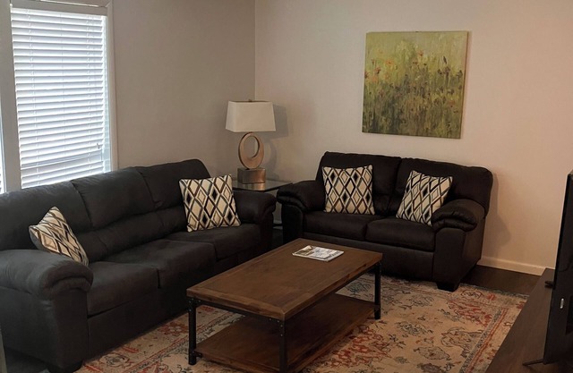 1085 Cozy 1 Bedroom Condo on Mobile Bay