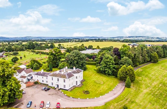 11 bedroom accommodation in Peterstow