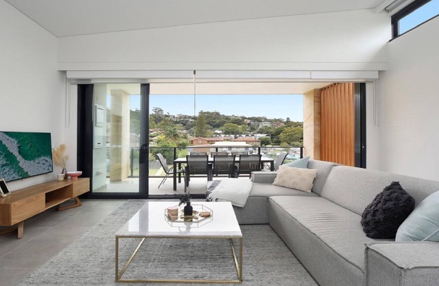 #15 THE ASH APARTMENTS | Close to beach | Accom Holidays