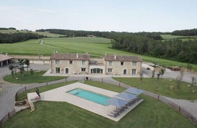 19th century Charming rural house in Catalonia near Girona with pool, barbecue.