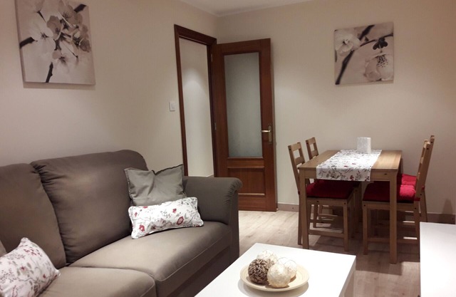 1A161 Apartment in Gijon 5 pax