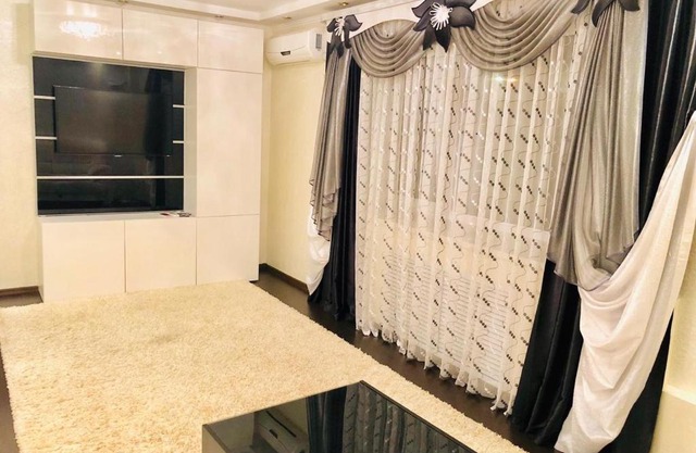 2 х комн квартира в центре