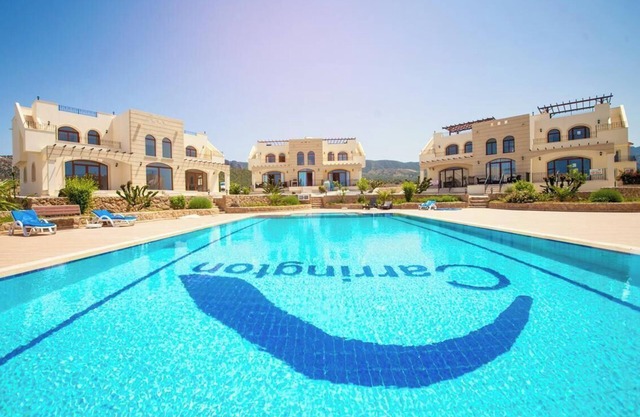 2+1 Sunny Cornervilla with big Pool Kyrenia-Bahceli