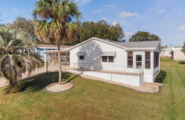 2/2 Ranch home, nGolf Cart, near Shopping & Spanish Springs