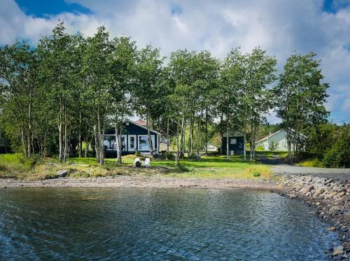 2-Bed Sleeps 4 Sea View & Sauna