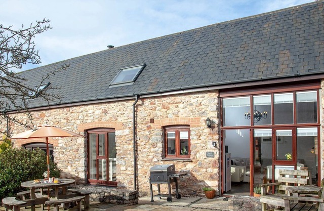 2 bedroom accommodation in Ipplepen, near Totnes