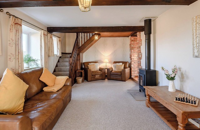 2 bedroom accommodation in Ropsley, near Grantham