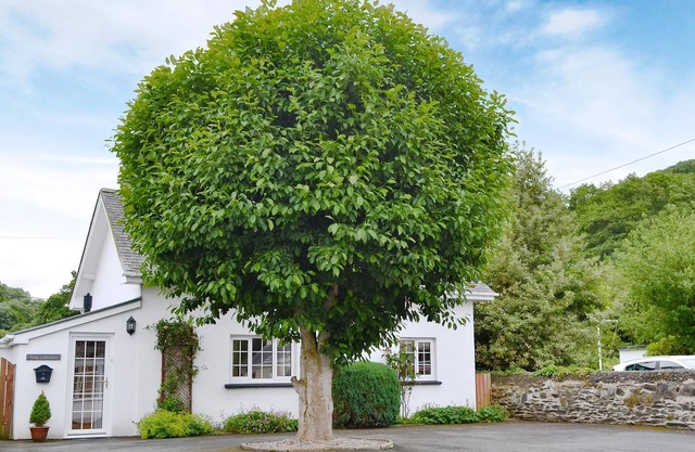 2 bedroom accommodation in Dol-y-Bont, near Borth