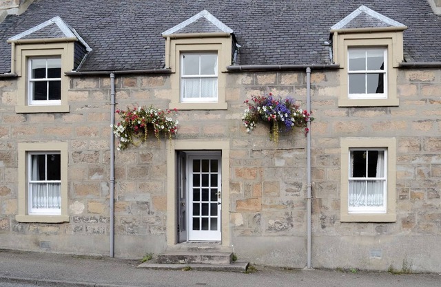 2 bedroom accommodation in Tain