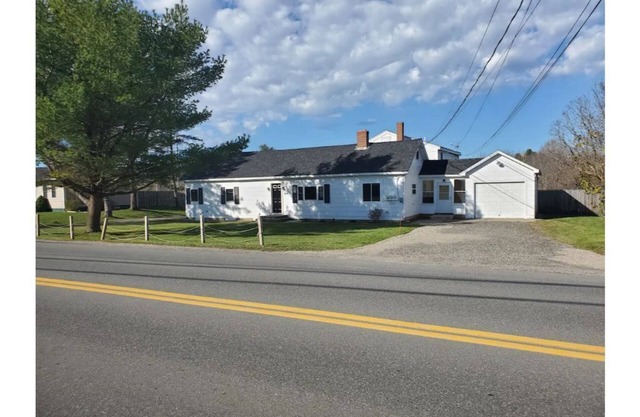 2 Bedroom Close to Town Home