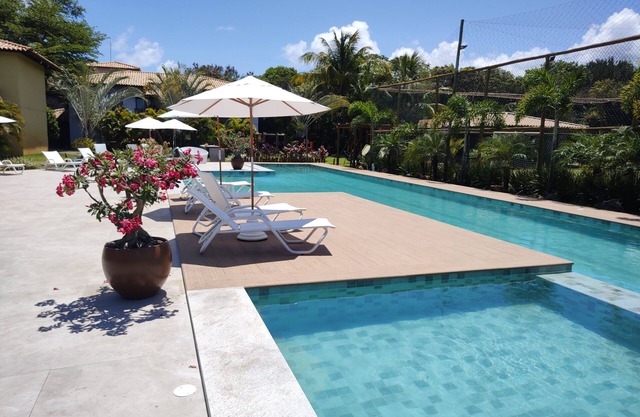 2 bedroom ground floor apartment in gated community on Ititacimirim beach