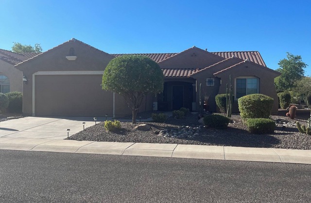 2-bedroom house in Buckeye. Shopping close by. Sun City Festival Communityn