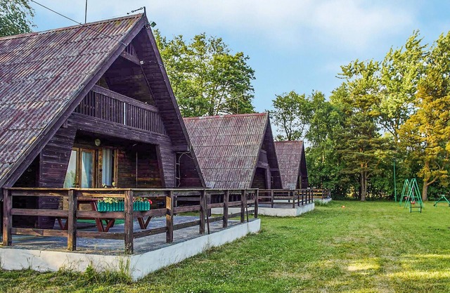 2 bedroom pet friendly home in Mielno