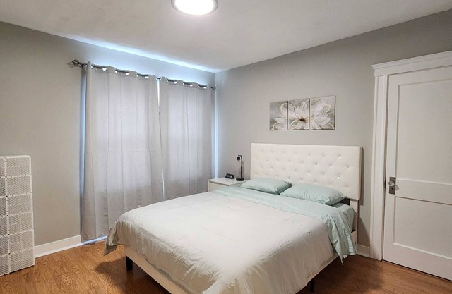 2 bedroom's 1 bathroom n10 min-Airport/Downtown Boston n7 min-Encore Casino
