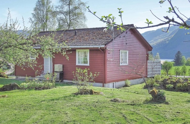 2 bedroom stunning home in Hovsherad