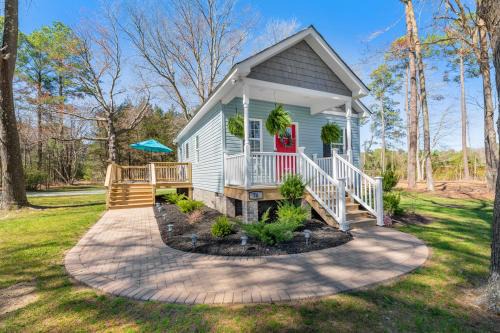2 Bedroom Tiny House in Deltaville