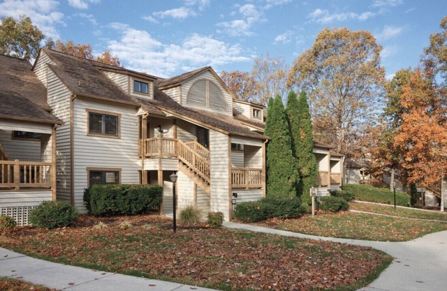 2 BR Condo at Wyndham Fairfield Glade -3 Pools, Lakes, Golf, Hiking, and More!