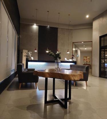 2 BR Condo Free Wifi & Netflix - Circulo Verde, Eastwood Libis, Quezon City
