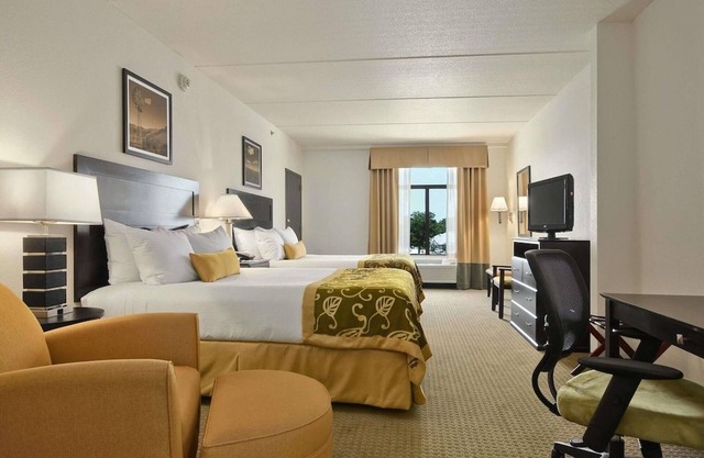 2 Connecting Suites at a Hotel