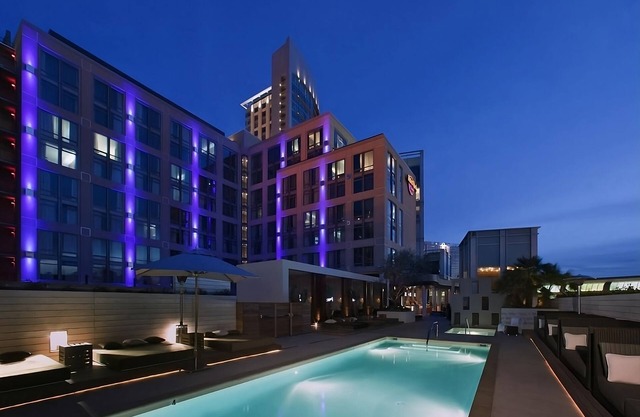 2 Convenient Units! Bike Rental, Parking Onsite! Minutes to San Diego Airport!