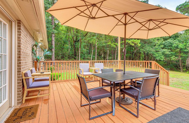 2 Mi to Bay + Beaches: Home w/Gazebo in Daphne