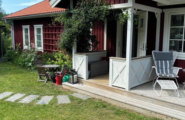 2 modern & cosy houses in Stockholm Archipelago 45 min. to Stockholm City.