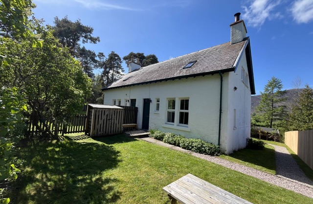 2 Railway Cottage by Interhome