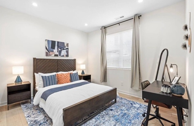 2 Unit Modern Apt close to Uptown Charlotte