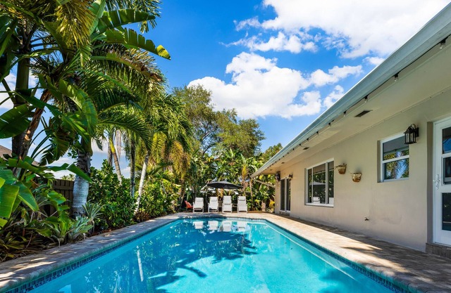 20 min to Beach Pool Villa Near Hard Rock Casino