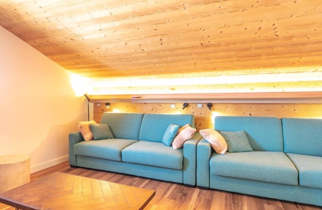 200m from ski slopes, balcony, parking, tv, ski locker, 65m², Valmorel