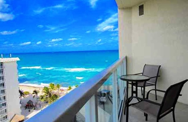 22% DISCOUNT! Ocean Beach Condo La Perla Sunny Isles Beach Miami Fl. STR-00067.