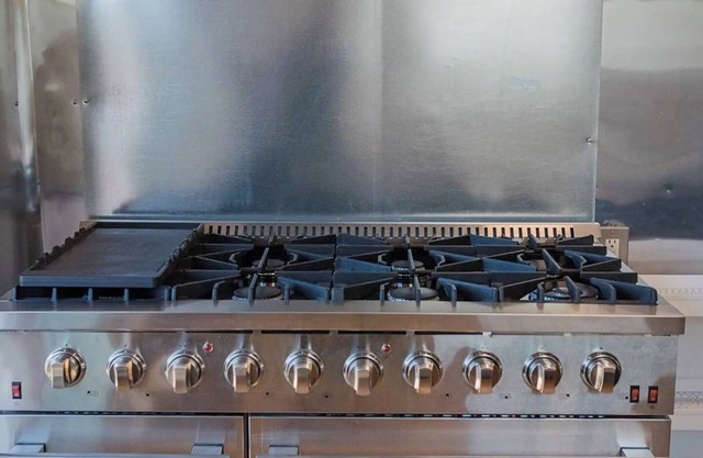 2336A- Upper 3B2B Unit w/Laundry near UC Berkeley