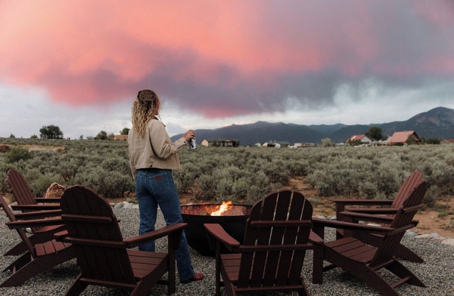 '24 Build, Views, TaosBoho, HotTub, Kiva, GameRoom