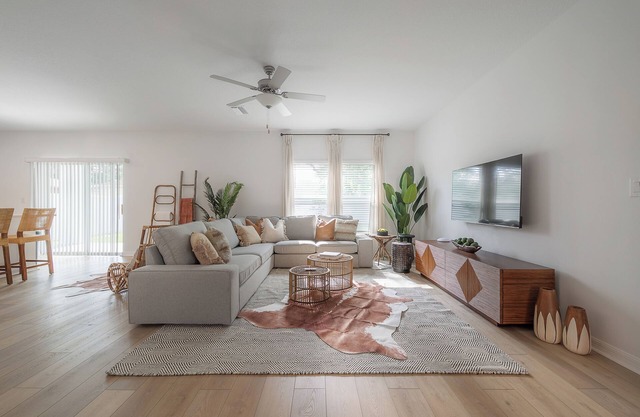 2405 E 19th Ave Summa