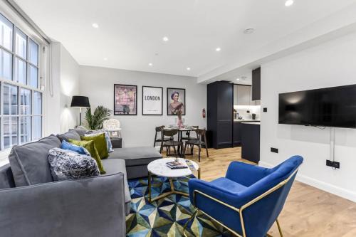 2BR Flat with Chic London Flair