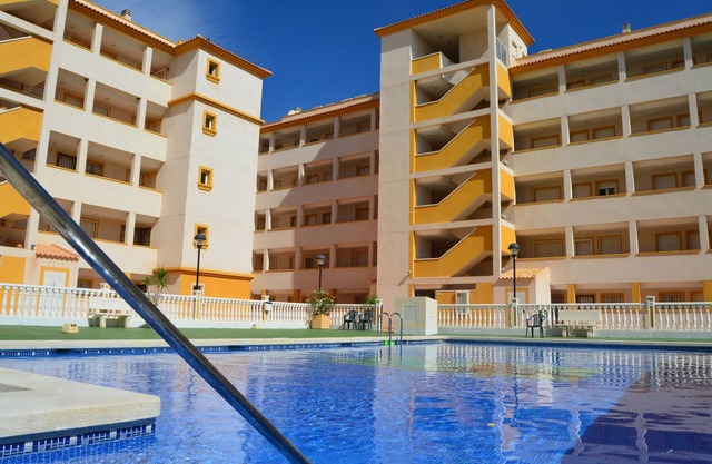 2nd floor, balcony, free wifi, communal pool