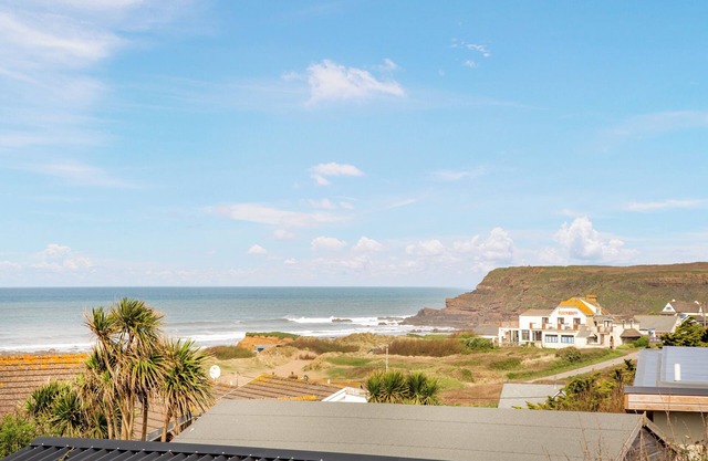 3 bedroom accommodation in Widemouth Bay, near Bude