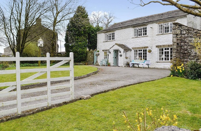 3 bedroom accommodation in Beckermonds, near Kettlewell