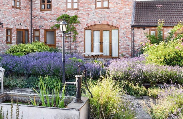 3 bedroom accommodation in Towthorpe, near York