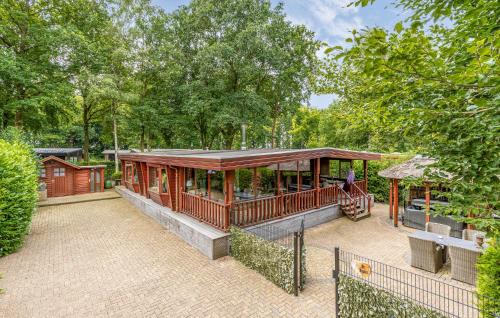 3 Bedroom Awesome Home In Erm