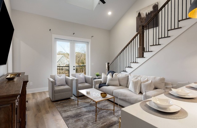 3 Bedroom Suite + Loft, Second Floor
