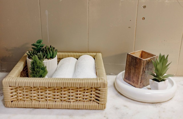 3 BHK Gem by Hauz Khas Fort with WiFi, AC in lovely New Delhi